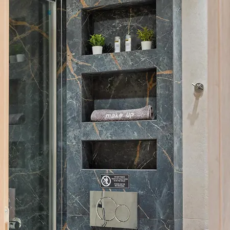 Lägenhet Carina 2 *